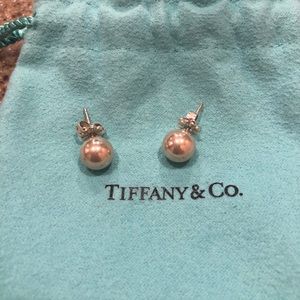 Tiffany’s bead earrings silver